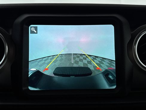 Used 2022 Jeep Gladiator Rubicon w/ LED Lighting Group image 15