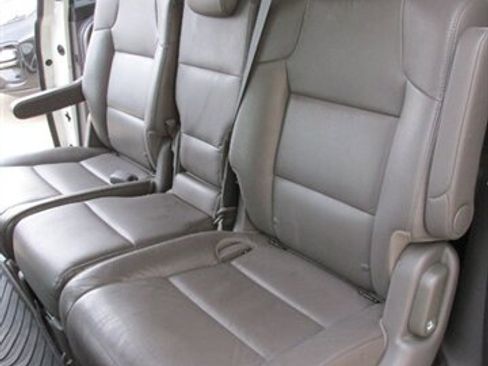Used 2015 Honda Odyssey Touring Elite image 13