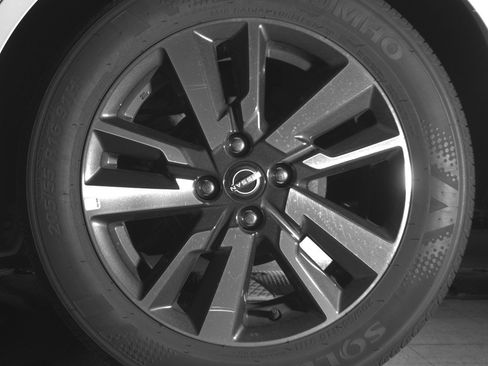 Used 2025 Nissan Versa SV FWD image 17