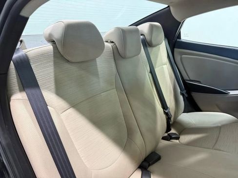 Used 2016 Hyundai Accent SE image 24