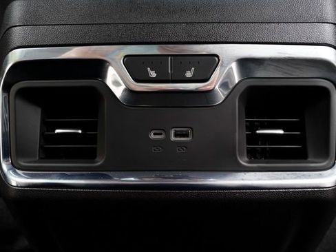 Used 2024 GMC Sierra 1500 Denali w/ Technology Package image 37