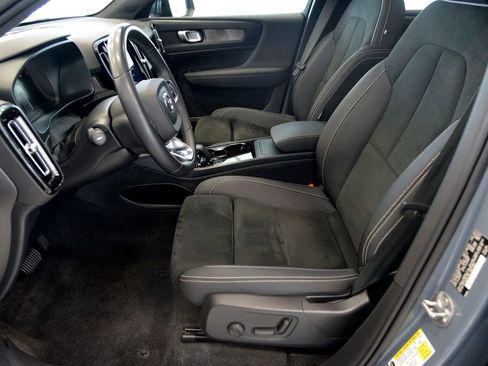 Used 2023 Volvo C40 P8 Recharge Plus image 15