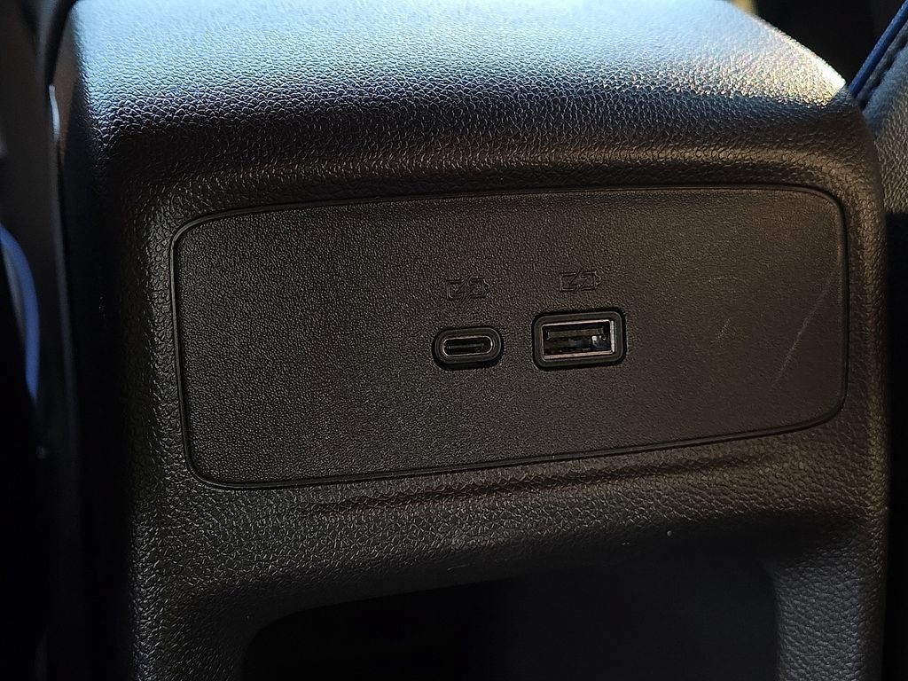 Used 2025 Buick Envista Sport Touring w/ Advanced Safety Package FWD image 10