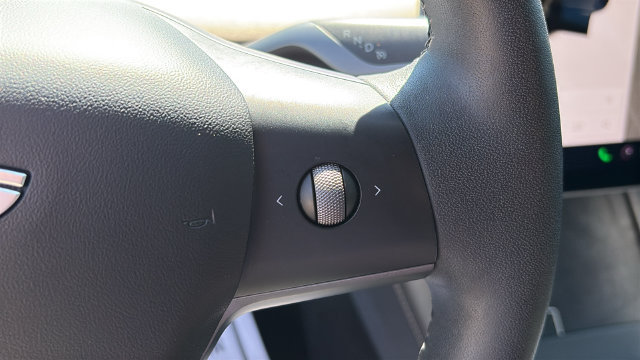 Used 2022 Tesla Model 3 Performance AWD/4WD image 16