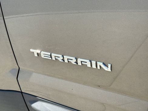 Used 2012 GMC Terrain SLT w/ Chrome and Technology Package AWD/4WD image 15
