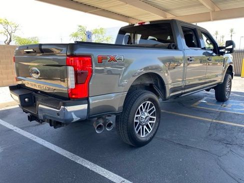 Used 2019 Ford F250 Lariat w/ Lariat Ultimate Package AWD/4WD image 3