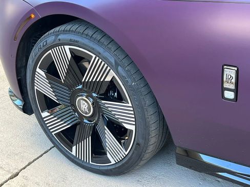 Used 2024 Rolls-Royce Spectre w/ Spectre Launch Package AWD/4WD image 15