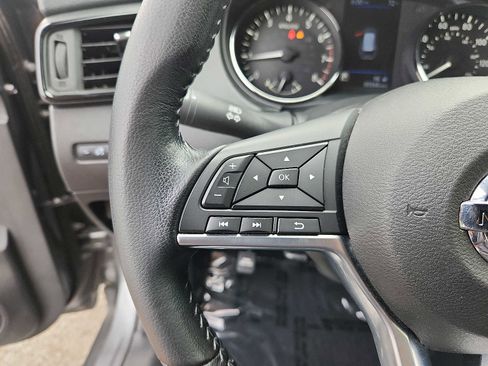 Used 2020 Nissan Rogue SV AWD/4WD image 20