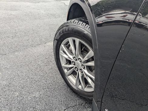 Used 2023 Cadillac XT5 Premium Luxury w/ LPO, Floor Liner Package FWD image 9