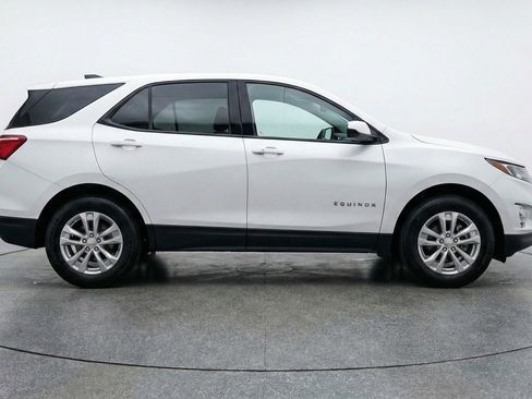 Used 2025 Chevrolet Equinox LT image 11