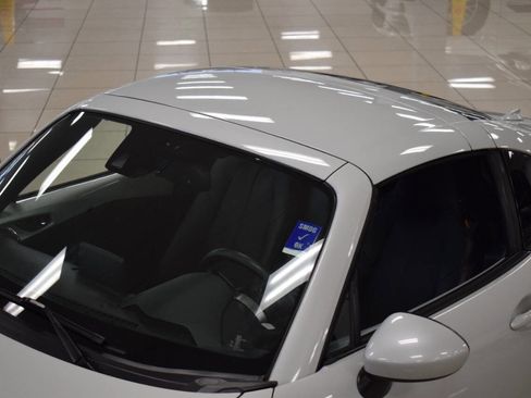 Used 2018 MAZDA MX-5 Miata RF Grand Touring image 37