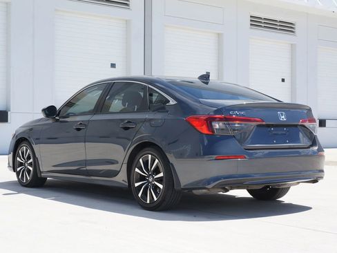Used 2024 Honda Civic EX image 8