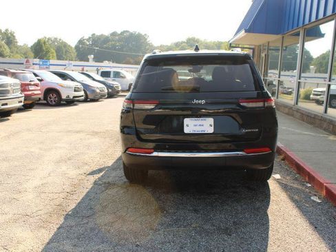 Used 2022 Jeep Grand Cherokee Limited w/ Trailer Tow Prep Group (B) RWD image 5