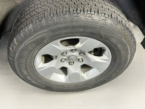 Used 2022 RAM 1500 Big Horn AWD/4WD image 28