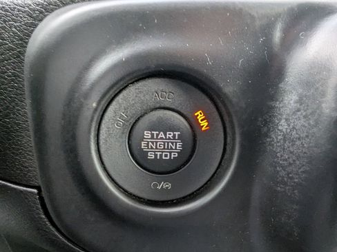 Used 2020 Jeep Gladiator Sport w/ Quick Order Package 24S image 62