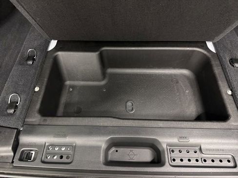 Used 2024 Jeep Wrangler Willys image 11