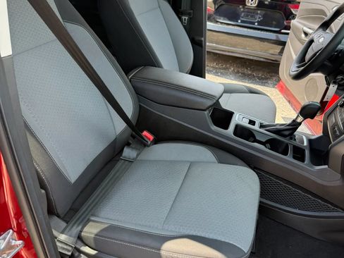 Used 2017 Ford Escape SE AWD/4WD image 21