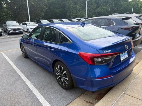 Certified 2024 Honda Civic EX image 5