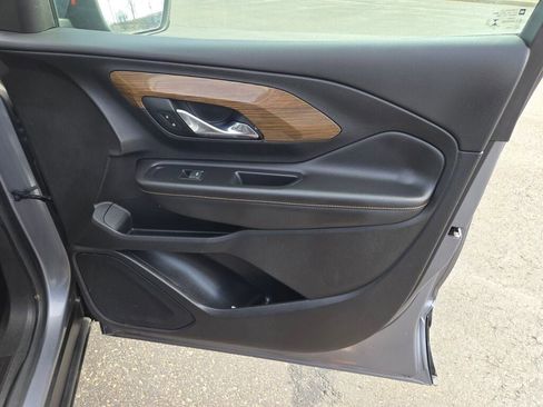 Used 2018 GMC Terrain SLE w/ Driver Convenience Package image 6