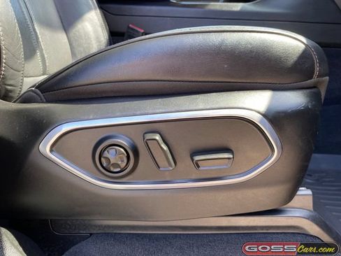 Used 2022 Jeep Wagoneer Series III AWD/4WD image 7