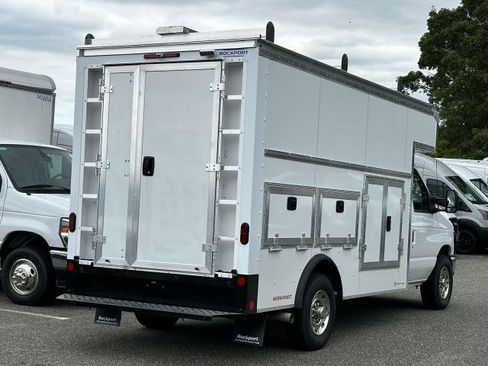 New 2026 Ford E-350 and Econoline 350 Super Duty w/ Power Equipment Group RWD image 5