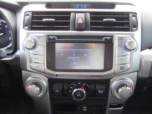 Used 2018 Toyota 4Runner SR5 Premium image 20