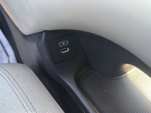 Used 2024 Honda HR-V LX image 23