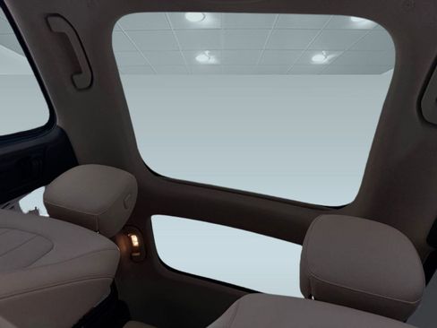 Used 2023 Mercedes-Benz GLB 250 image 14