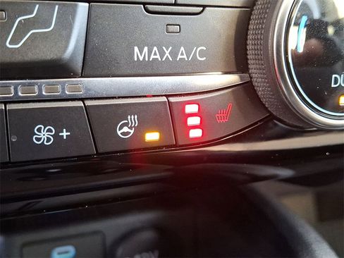 Certified 2022 Ford Escape Titanium w/ Titanium Elite Package image 19