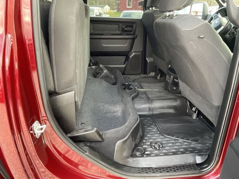 Used 2024 RAM 3500 Tradesman w/ Chrome Appearance Group image 15