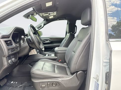 Used 2024 Chevrolet Tahoe LT RWD image 13