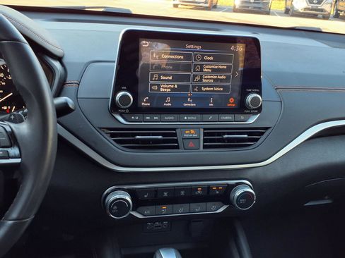 Used 2021 Nissan Altima 2.0 SR image 15