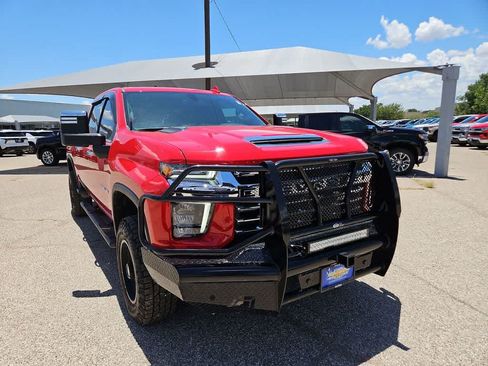 Used 2023 Chevrolet Silverado 2500 LTZ AWD/4WD image 2
