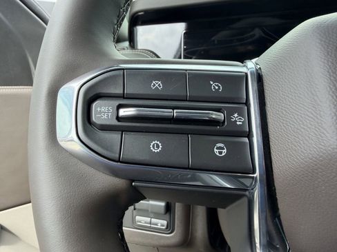 New 2026 GMC Yukon XL Elevation image 27