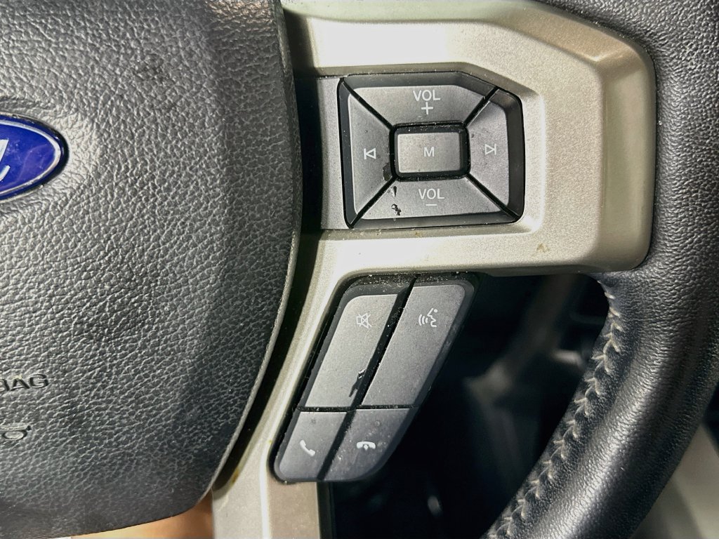Used 2020 Ford F150 Lariat w/ Equipment Group 502A Luxury AWD/4WD image 26