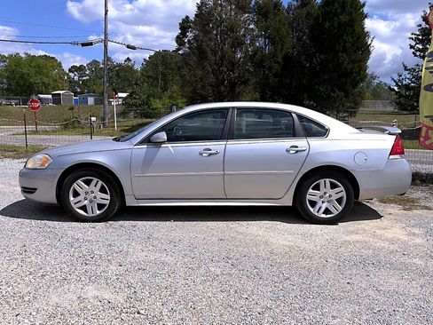 Used 2012 Chevrolet Impala LT FWD image 4