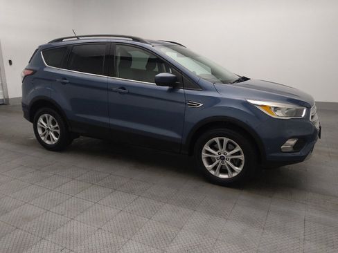 Used 2018 Ford Escape SE w/ Ford Safe & Smart Package image 11