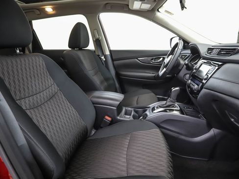 Used 2020 Nissan Rogue SV w/ Sun & Sound Touring Package image 30