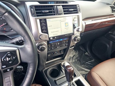 Used 2023 Toyota 4Runner Limited AWD/4WD image 36