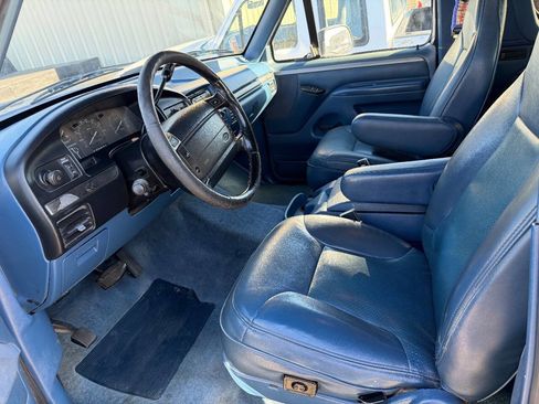 Used 1995 Ford Bronco XLT AWD/4WD image 3