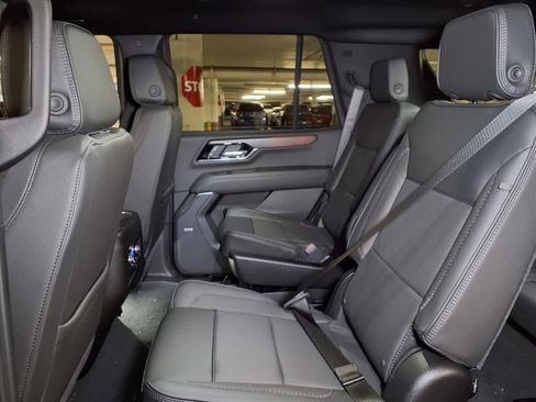 New 2026 GMC Yukon Denali AWD/4WD image 13