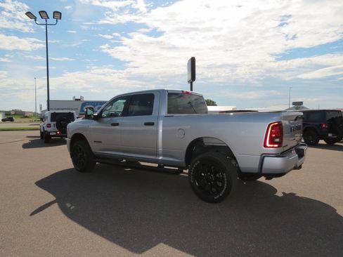 Used 2026 RAM 2500 Big Horn AWD/4WD image 26