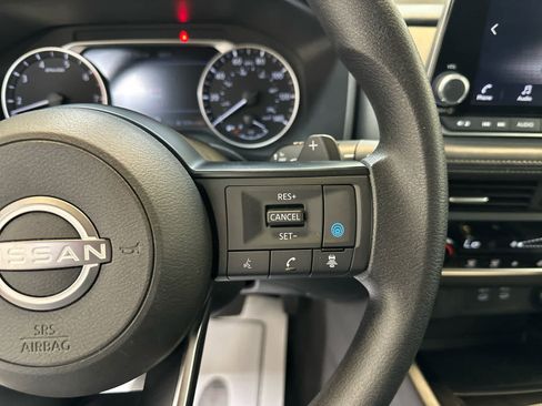 Certified 2024 Nissan Rogue SV image 21