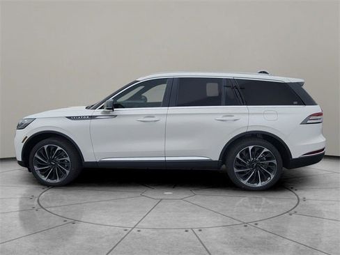 New 2025 Lincoln Aviator Reserve image 7