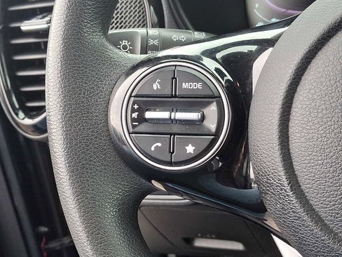 Used 2023 Kia Soul S image 22