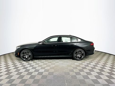 Used 2026 BMW 530i xDrive w/ Executive Package AWD/4WD image 5