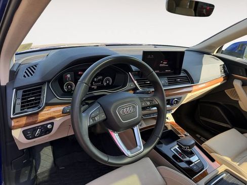 Used 2023 Audi Q5 e Prestige AWD/4WD image 12