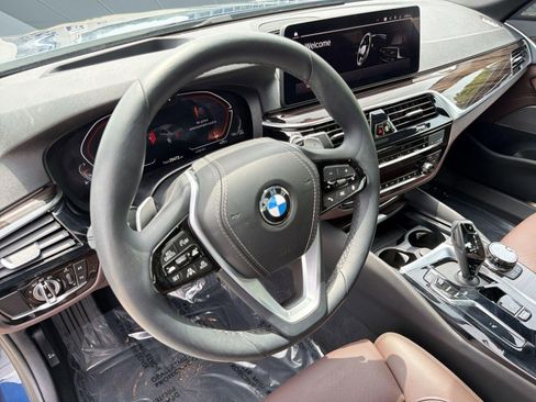 Certified 2023 BMW 540i w/ Executive Package RWD image 4