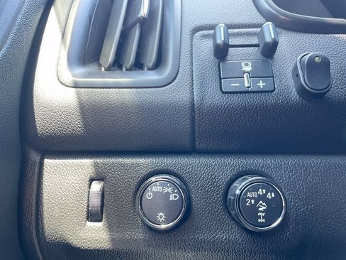 Used 2022 Chevrolet Colorado ZR2 AWD/4WD image 30