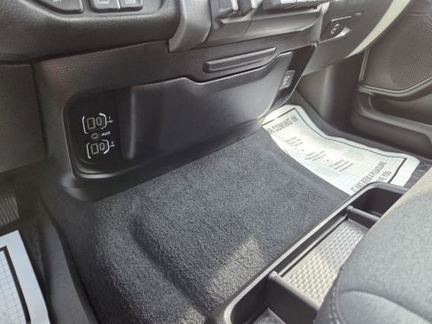 Used 2025 RAM 1500 Classic Warlock image 30